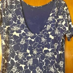 Floral Navy and White Women's dress size M/L